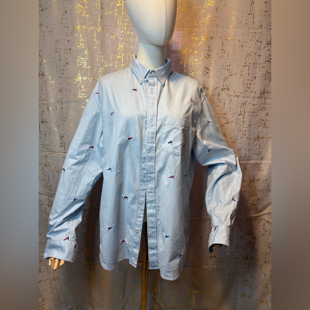 Men's Old Navy Light Blue Casual Shirt with Embroidery